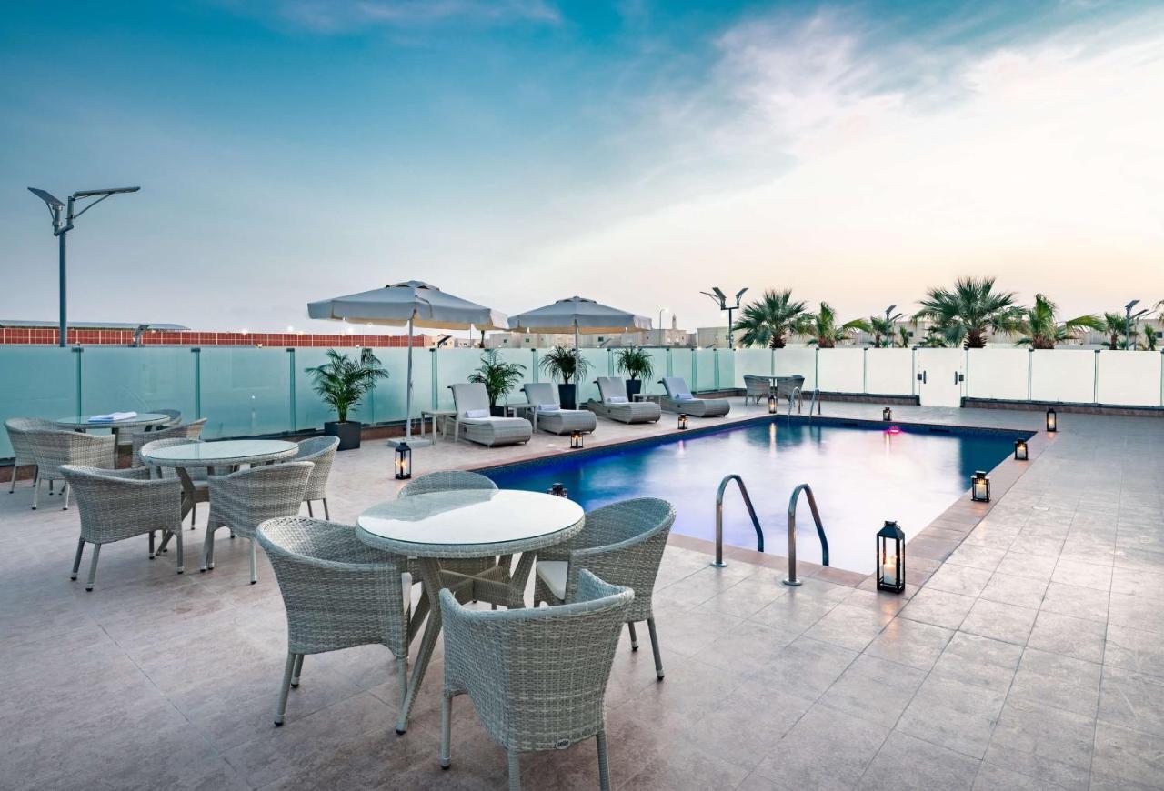 Park Inn By Radisson Jubail Industrial City Extérieur photo